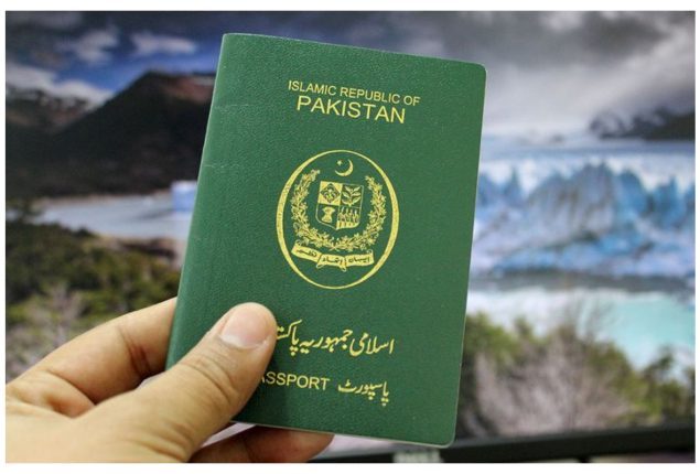 Pakistan passport fee
