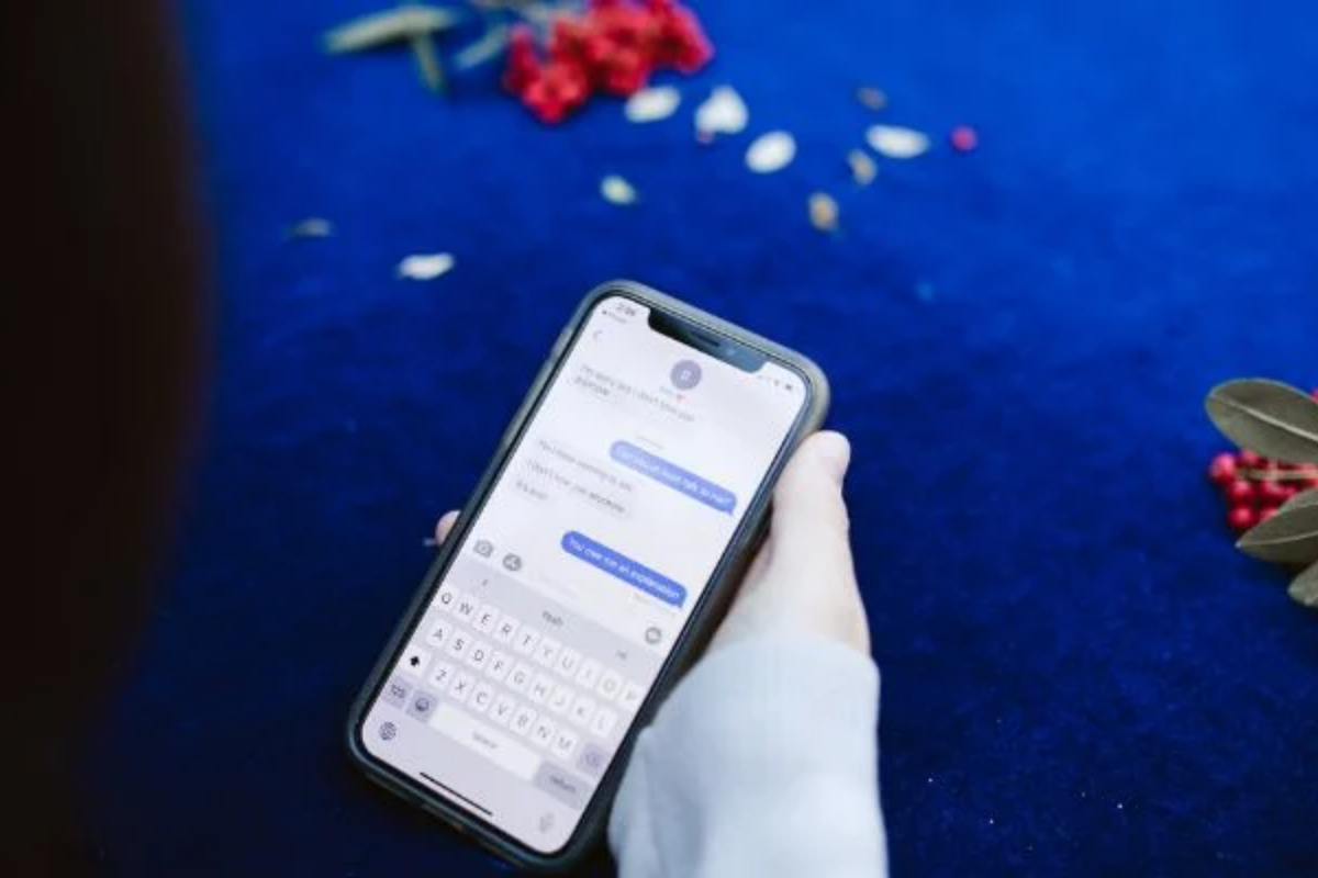 Here's how to restore iCloud messages