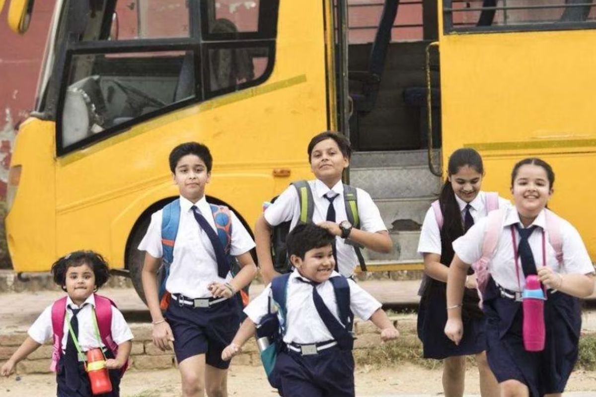 Good News- Primary School Students No Longer Need to Carry Books