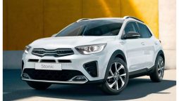 Lucky Motors Slashes KIA Stonic Price By Rs 15 Lakh, Offering Unique Deals!