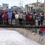 Kenya's government demolishes houses in flood-prone areas, offers $75 in aid