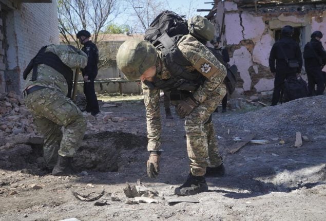 Russian troops reportedly enter border town near Kharkiv