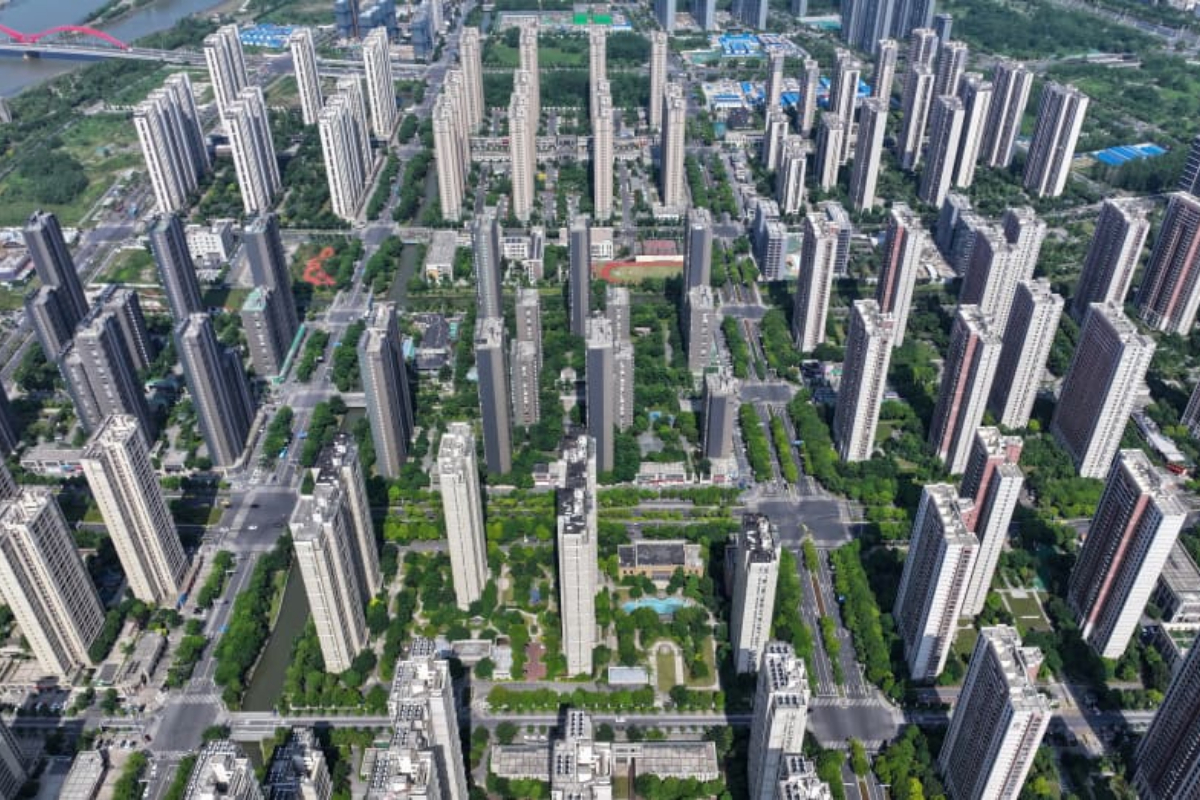 China invests billions into struggling property market