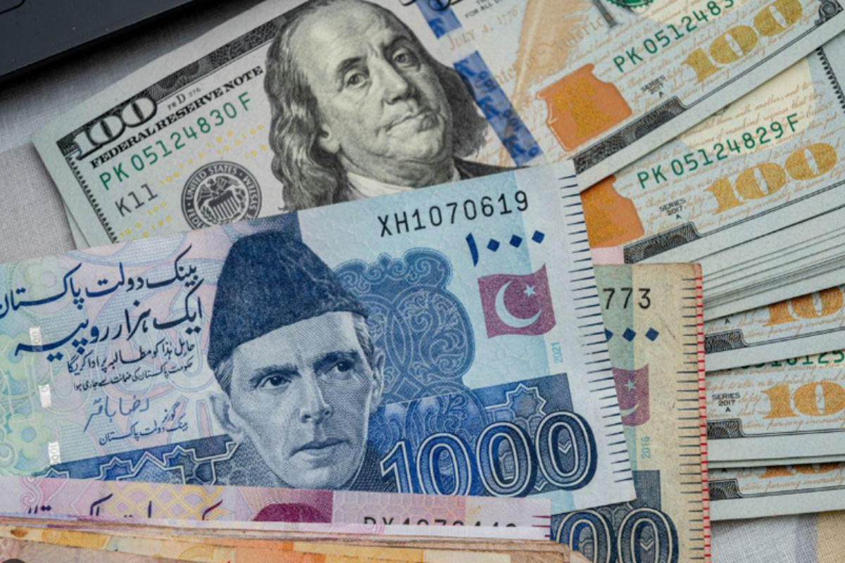 Rupee to see depreciation against dollar in July: Reports