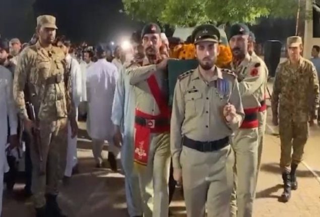 Martyrs of Peshawar IBO laid to rest: ISPR