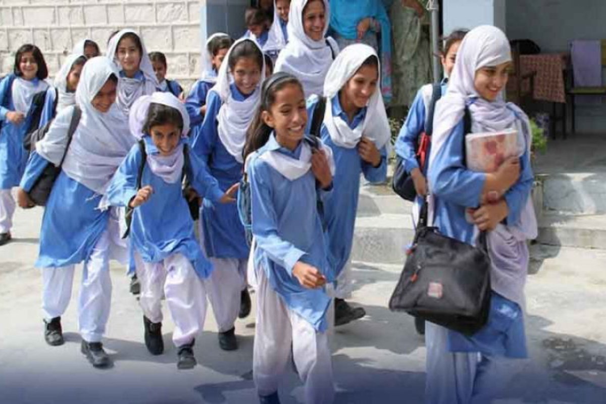 Punjab govt revises school timings in Lahore