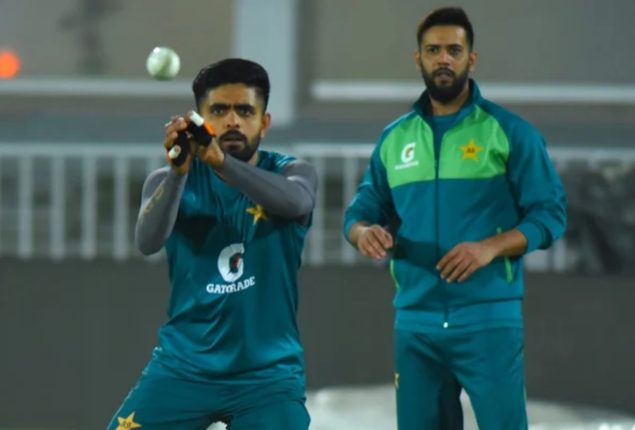 Imad Wasim makes big claim about Babar Azam