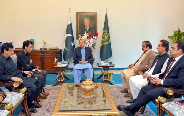 MQM delegation takes up urban Sindh issues with PM Shehbaz  