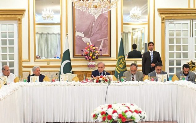 Country moving towards economic stability: PM