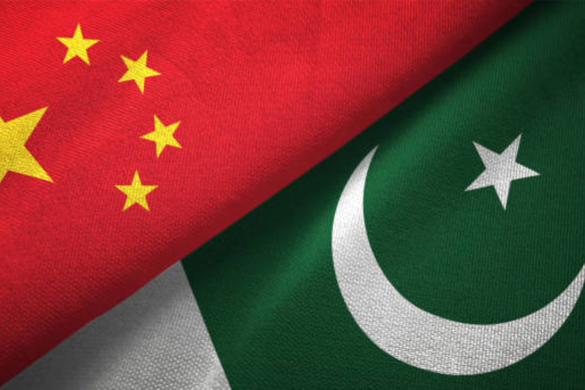 China vows support for Pakistan against terrorism, to strengthen ties