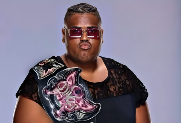 Getting to Know Quincy Elliott: The Versatile WWE Star