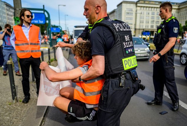 UK Police detain 27 climate activists over airport protests