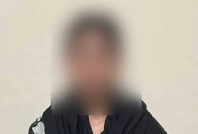 FIA arrest woman over extorting money from citizen