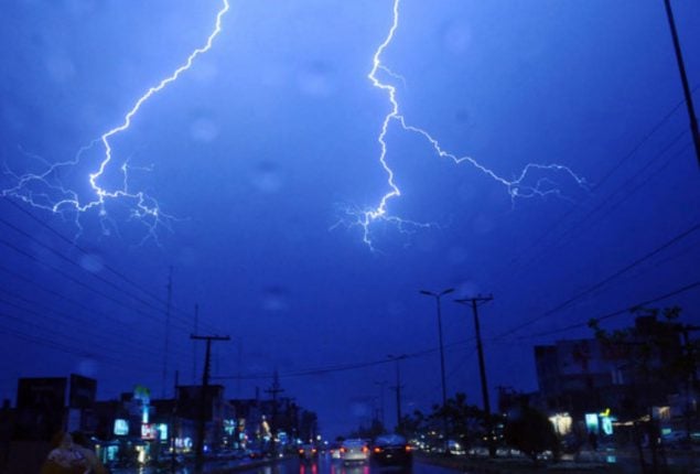 Lahore hit severe thunderstorms, and gusty winds, leading to numerous casualties