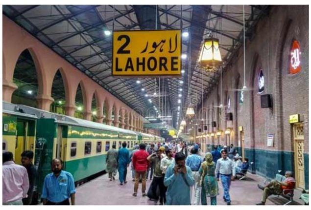 Lahore Railway Station Introduces Air-Conditioned Bathrooms!