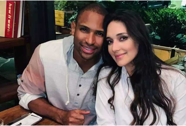 Amelia Vega