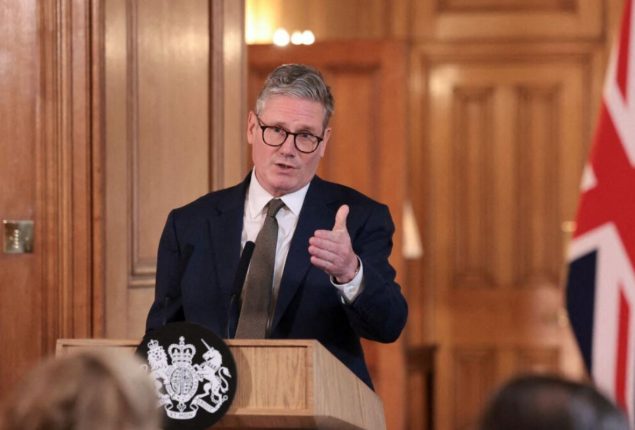 New UK Prime Minister faces pressure to fix asylum system