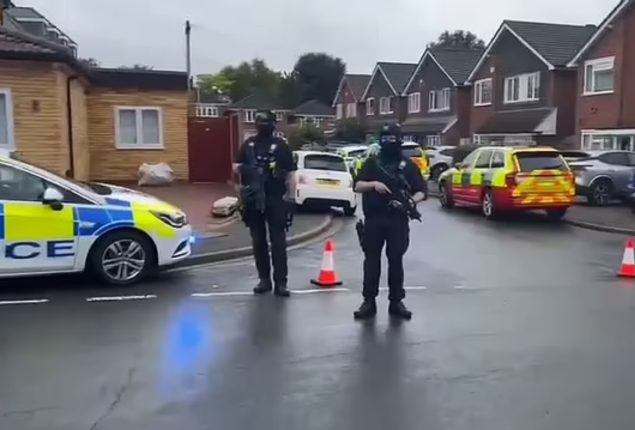 UK police seek suspect of deadly crossbow attack on three women