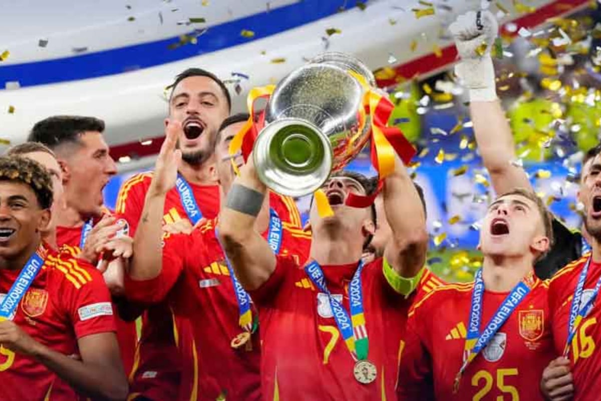 Spain wins Euro 2024 final after defeating England by 2-1