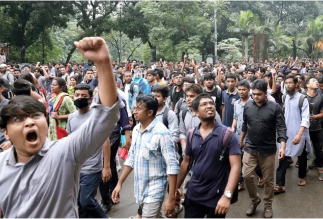 Dar directs for ensuring safety for Pakistani students in Bangladesh  