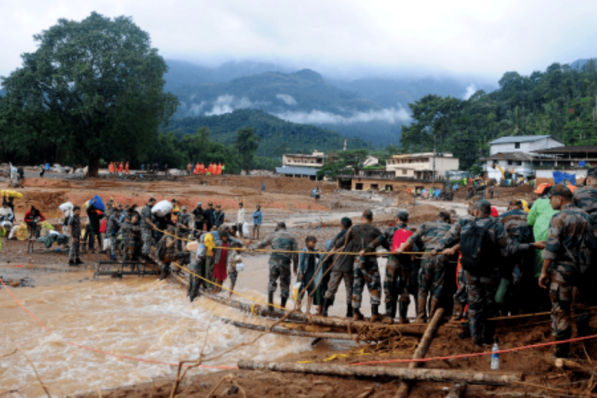 India landslide death toll reaches 150 as rain Hampers rescue efforts