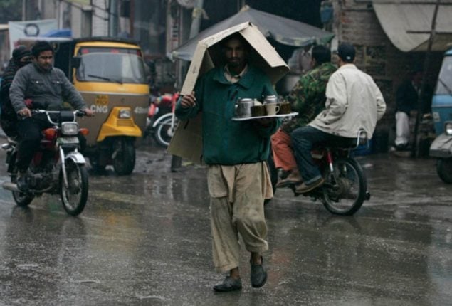 Heavy rainfalls being observed in Islamabad, Rawalpindi