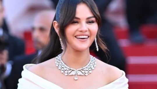 "Leave Me Alone": Selena Gomez Reacts to Plastic Surgery Claims