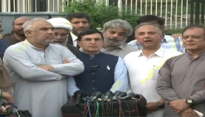 PTI sets up hunger strike camp outside for Imran, others’ release