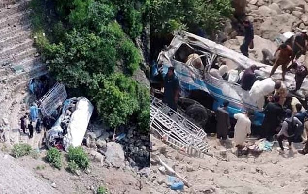 35 killed, several others injured in two separate road mishaps in Pakistan