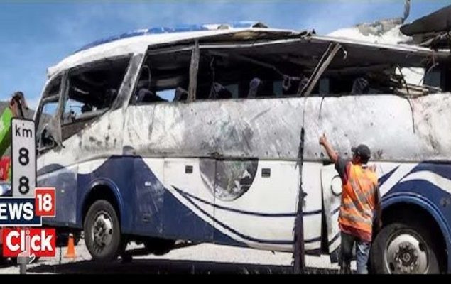 Pilgrims’ bus accident: Embassy in constant contact with Iranian authorities, says Dar