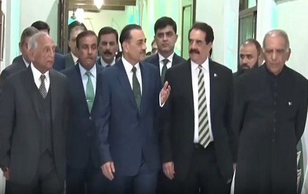 COAS Gen Munir urges veterans to continue playing vital role in country’s uplift