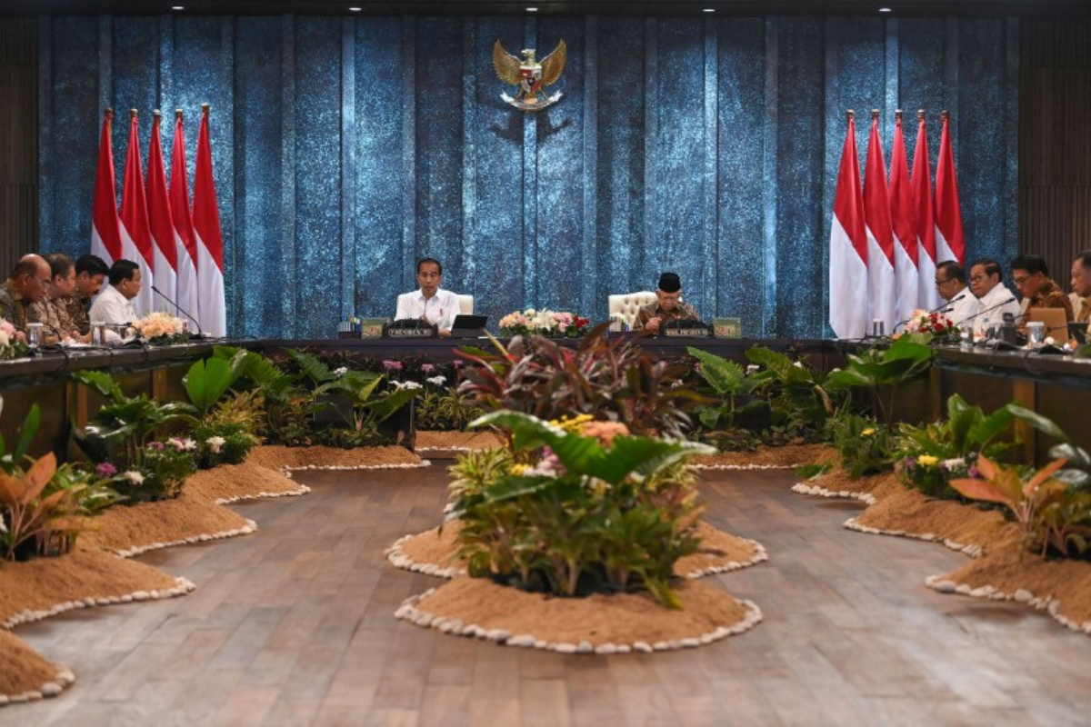 Indonesian President convenes Inaugural cabinet meeting in new capital