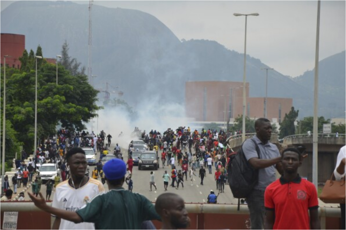 Rights group reports at least 13 dead in Nigeria hardship protest