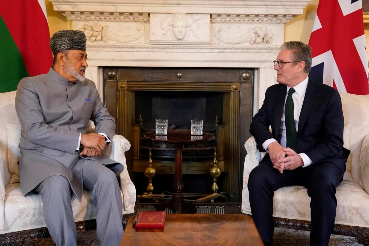 British Prime Minister Welcomes sultan of Oman in London meeting
