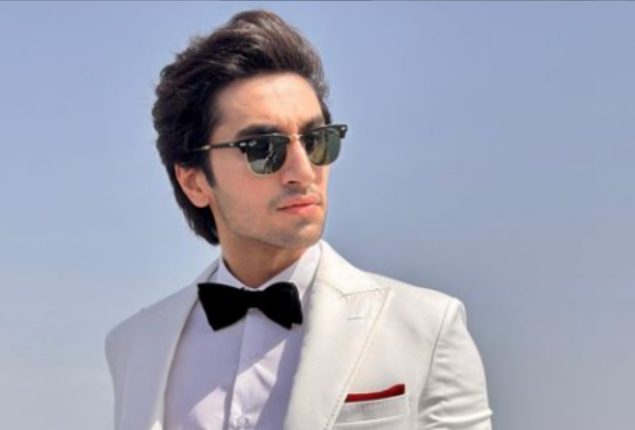 Hamza Sohail to Debut on Netflix with New Romantic Comedy