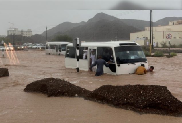 Oman flash floods killed four people including two Emiratis