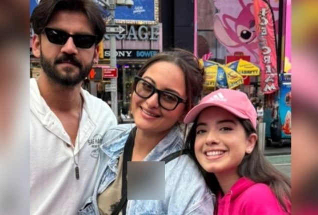 Arisha Razi Khan Shares Photo With Newly-Married Indian Celebrity Couple