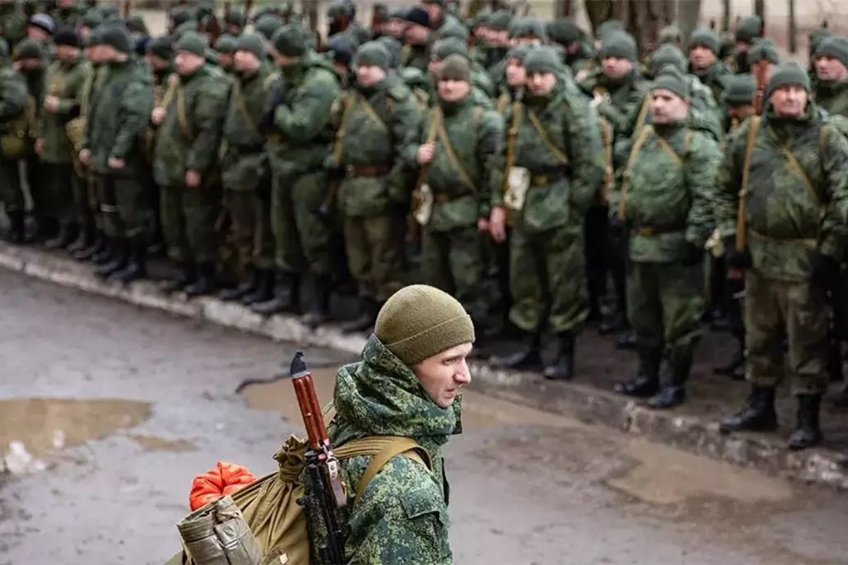 Russia initiates over 10,000 cases against discrediting the military