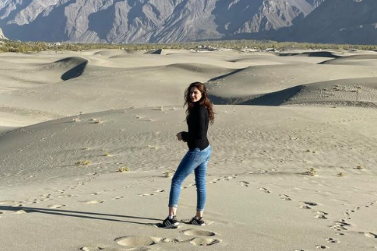 Mahira Khan shares heartfelt Independence day message to Pakistan