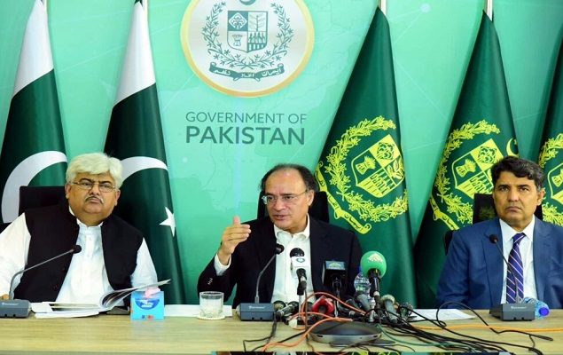 Aurangzeb says tax filers increase double from 1.6m to 3.2m till date