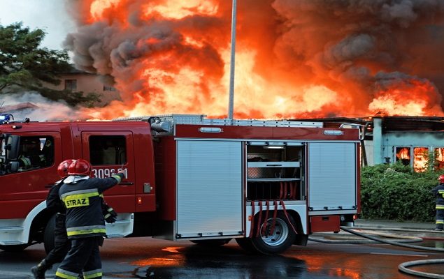 Fire erupts at illegal petrol pump in Karachi's Shah Faisal colony