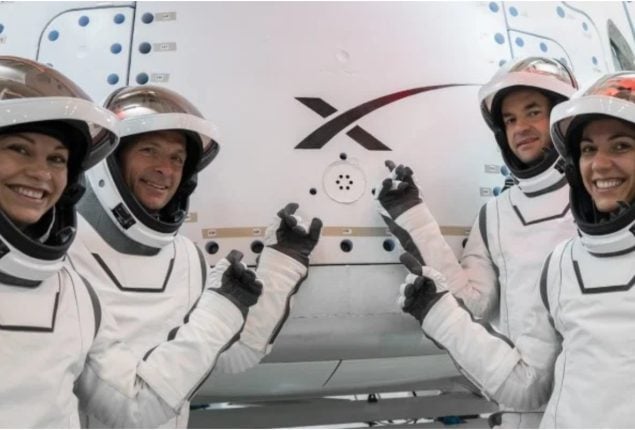 SpaceX achieves milestone with first Spacewalks by private citizens