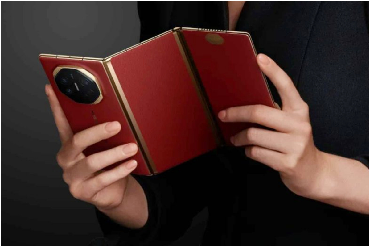 Huawei Mate XT Ultimate