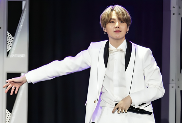 SUGA