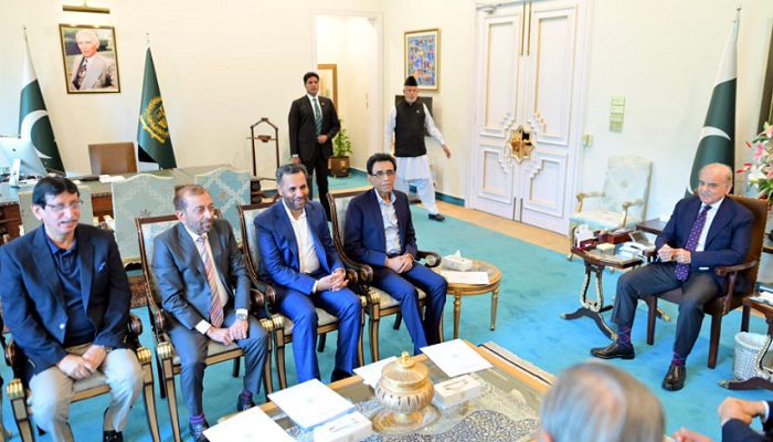 MQM presents proposals to PM Shehbaz for Karachi’s uplift