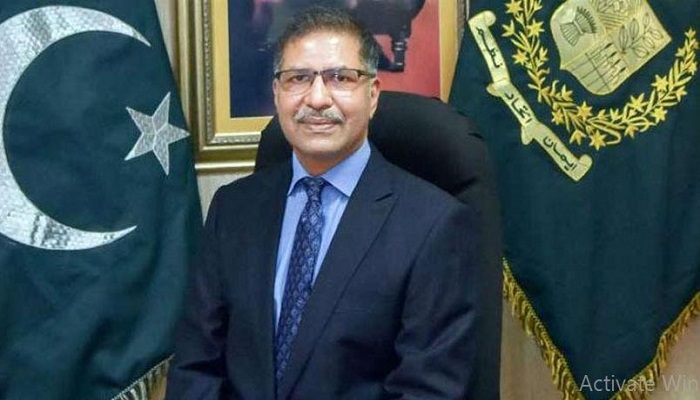 Ali Zafar concerned about govt’s influence over ‘Constitutional Bench.