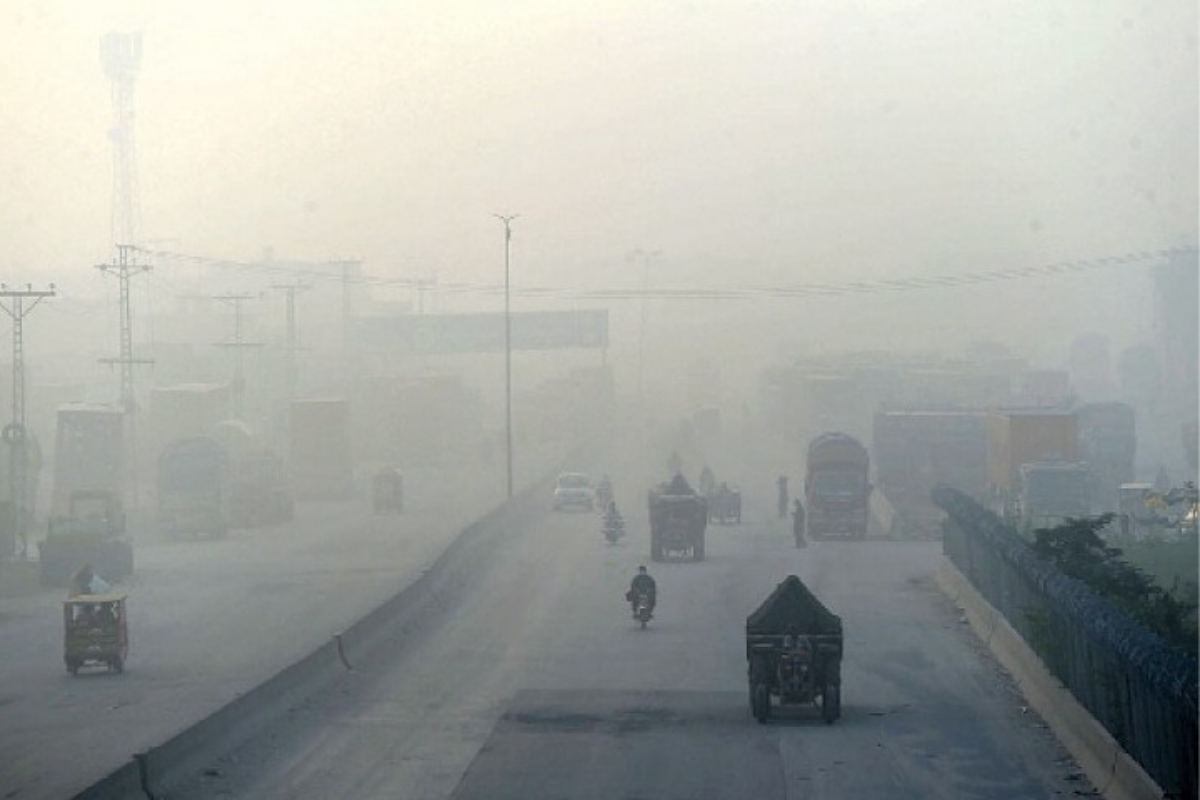 Lahore ranked first in global air pollution