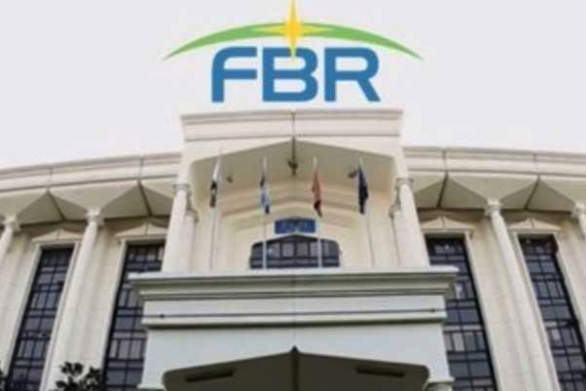 FBR announces tax exemptions for overseas Pakistanis