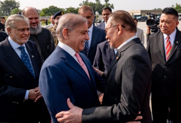Malaysian PM concludes three days visit with productive outcomes