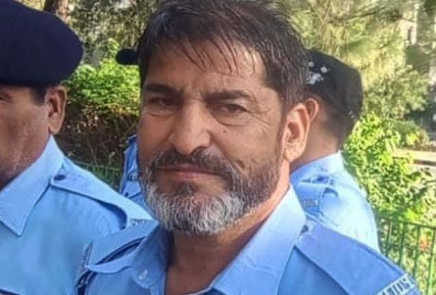 Police constable martyred in violent clashes with protesters